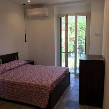 La Casa Di Gloria Lägenhet Levanto Exteriör bild